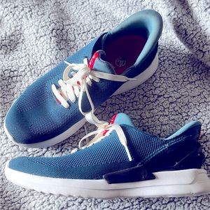 Kizik shoes athens deep sea women’s 8.5 or men’s 7